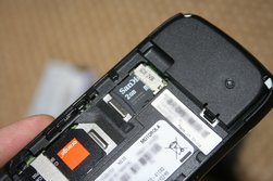 Eingesetzte MicroSD-Speicherkarte